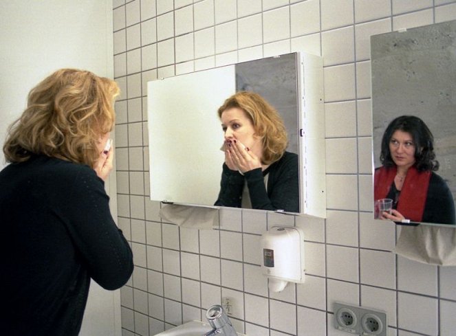 Tatort - Das Lächeln der Madonna - Photos - Petra Morzé, Eva Mattes