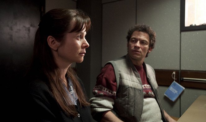 Appropriate Adult - Do filme - Emily Watson, Dominic West