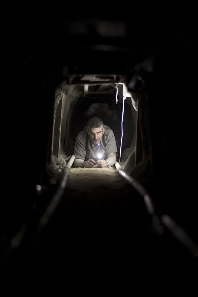 Az alagút végén - Filmfotók - Leonardo Sbaraglia