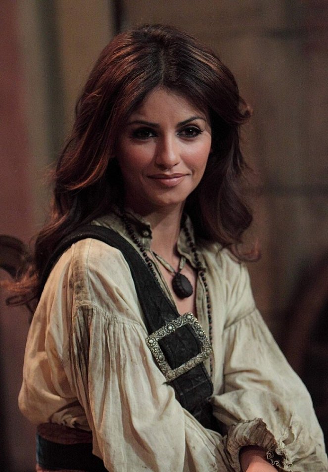 Pirates of the Caribbean: On Stranger Tides - Promo - Penélope Cruz