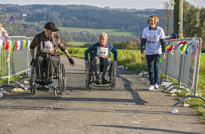 Die Kuhflüsterin - Der Marathonmann - Van film - Carsten Strauch, Cordula Stratmann, Susi Banzhaf