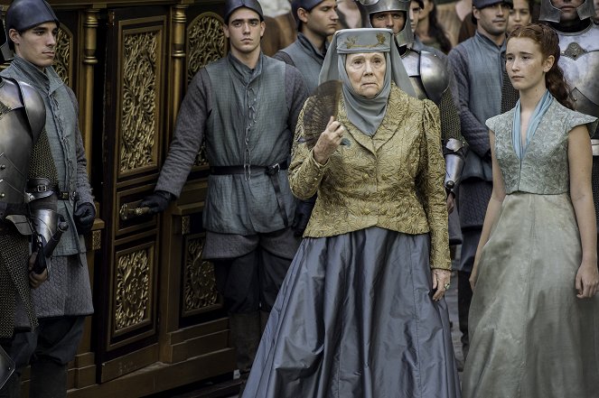 Game of Thrones - Season 6 - Blood of My Blood - Photos - Diana Rigg