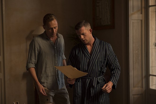 The Night Manager - Episode 1 - Film - Tom Hiddleston, Russell Tovey
