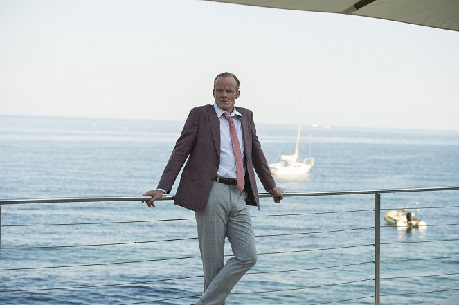 The Night Manager - Episode 4 - Kuvat elokuvasta - Alistair Petrie