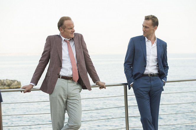 The Night Manager - Episode 4 - Photos - Alistair Petrie, Tom Hiddleston