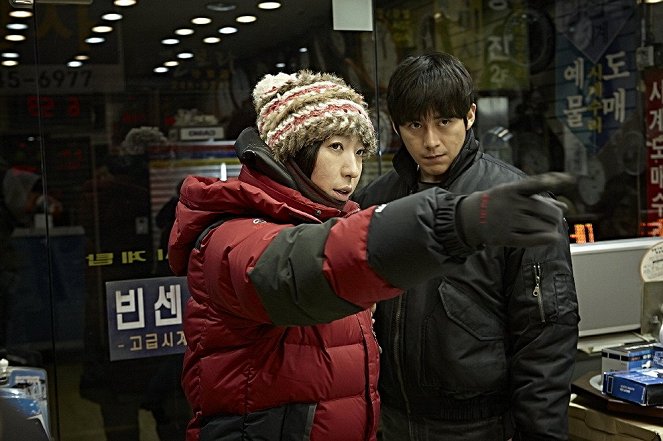 Jibeuro ganeun gil - Dreharbeiten - Eun-jin Bang, Soo Ko