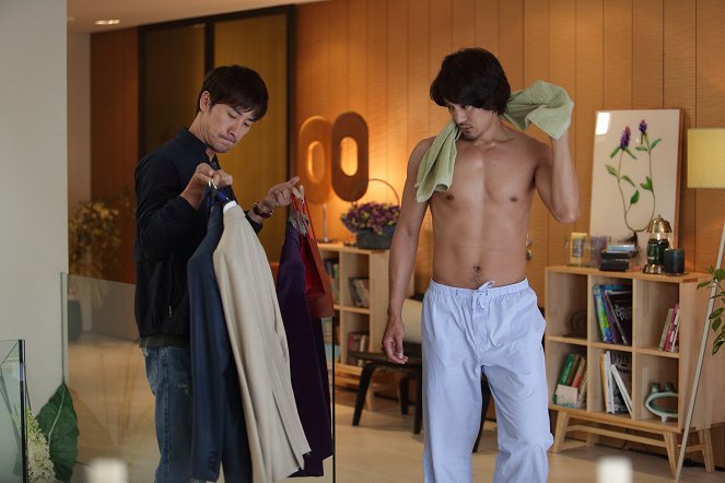 Topseuta - Kuvat elokuvasta - Tae-woong Eom, Min-joon Kim