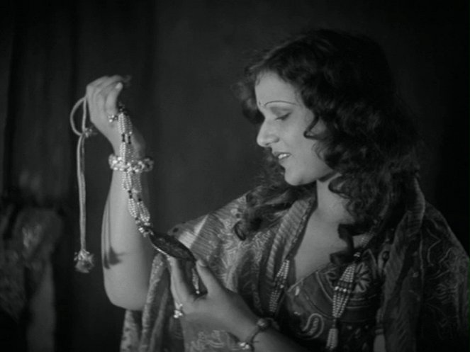 Prapancha Pash - Film - Seeta Devi