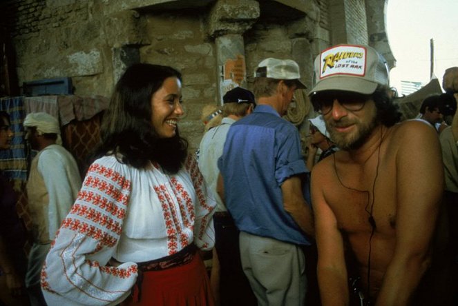 Raiders of the Lost Ark - Van de set - Karen Allen, Steven Spielberg
