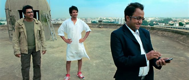 3 Idiots - Do filme - Madhavan, Sharman Joshi, Omi Vaidya