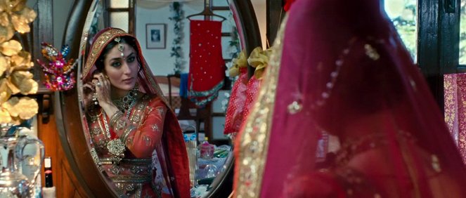 3 félnótás - Filmfotók - Kareena Kapoor