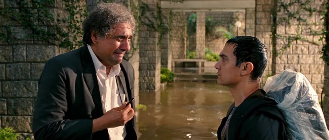 3 Idiots - Van film - Boman Irani, Aamir Khan