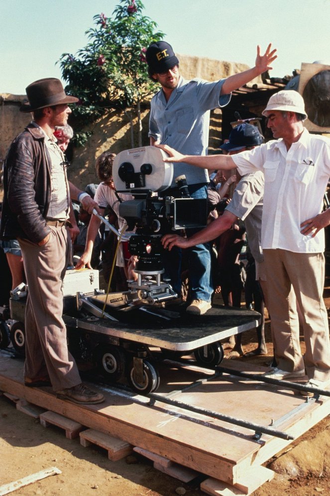 Indiana Jones et le Temple maudit - Tournage - Harrison Ford, Steven Spielberg