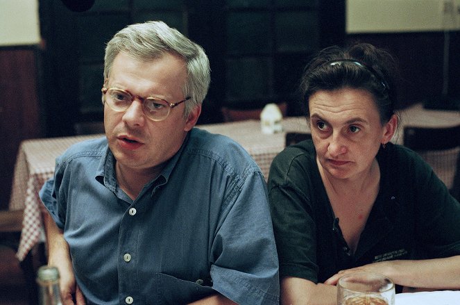 Bakaláři 1997 - Dobrá zpráva - Filmfotók - Bohumil Klepl, Eva Holubová