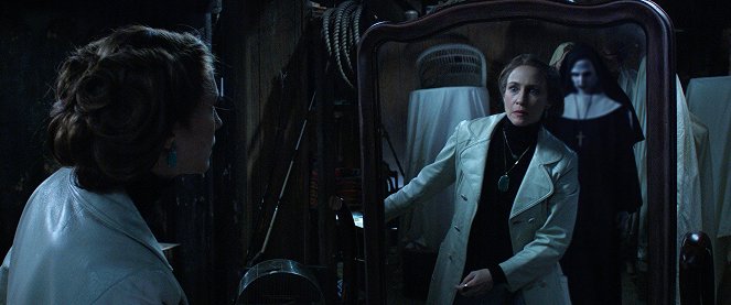 The Conjuring 2 - Photos - Vera Farmiga