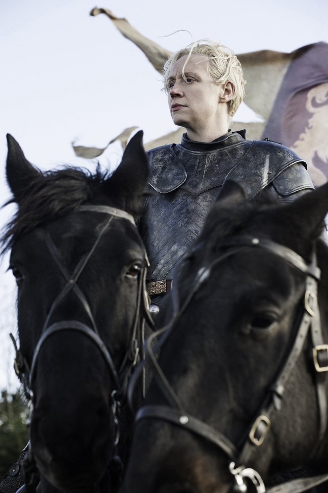 Game of Thrones - Season 6 - No One - Photos - Gwendoline Christie
