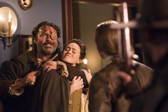 TURN - Season 3 - Many Mickles Make a Muckle - Photos - Angus Macfadyen, Heather Lind