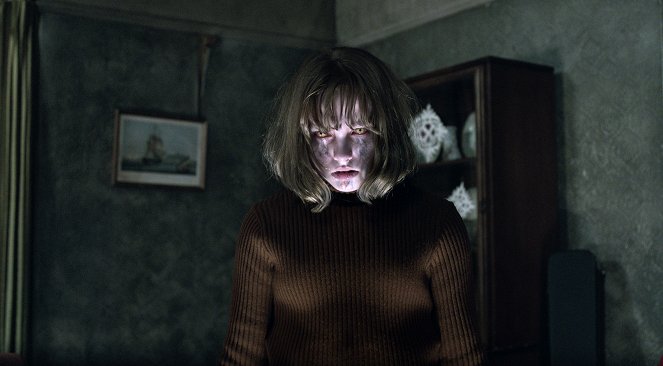 The Conjuring 2 - Filmfotos - Madison Wolfe