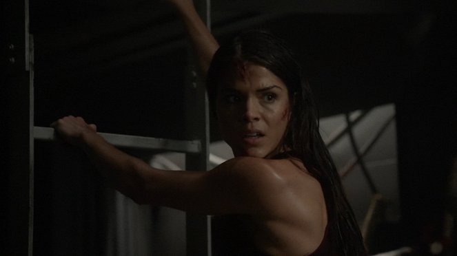 The 100 - Sous pression - Film - Marie Avgeropoulos