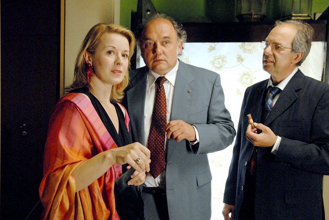 Eine Frau sieht rosa - Petra Morzé, Karl Fischer, Friedrich Schwardtmann