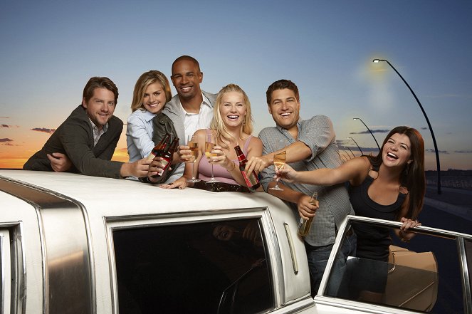 Happy Endings - Season 2 - Promoción - Zachary Knighton, Eliza Coupe, Damon Wayans Jr., Elisha Cuthbert, Adam Pally, Casey Wilson