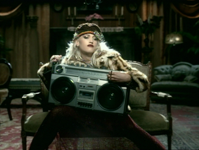 No Doubt - Underneath It All - Van film - Gwen Stefani