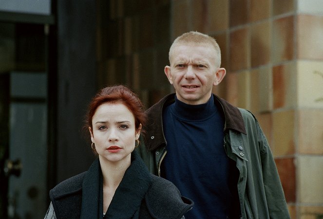 Bakaláři 1997 - Ukradený automobil - De la película - Miroslava Pleštilová, Miroslav Vladyka
