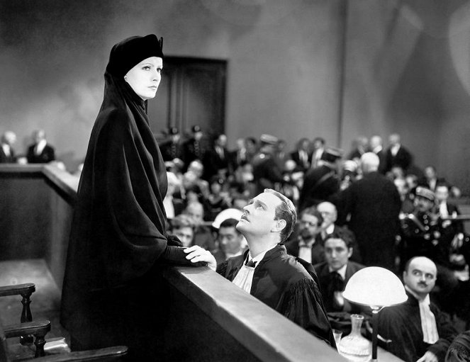 Der Kuss - Filmfotos - Greta Garbo, Conrad Nagel