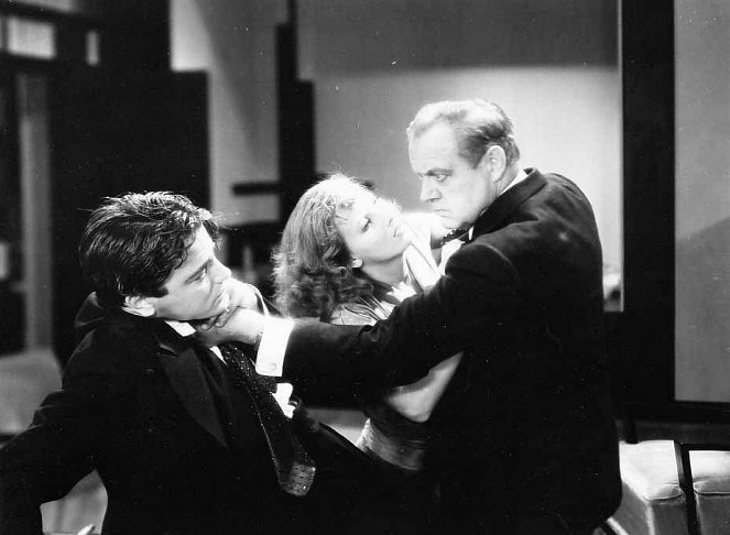 Der Kuss - Filmfotos - Lew Ayres, Greta Garbo, Anders Randolf