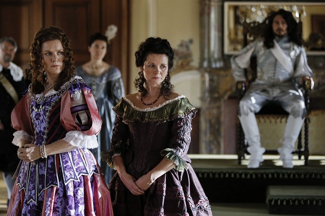 The Musketeers - The Queen's Diamonds - Photos - Sarah Smart