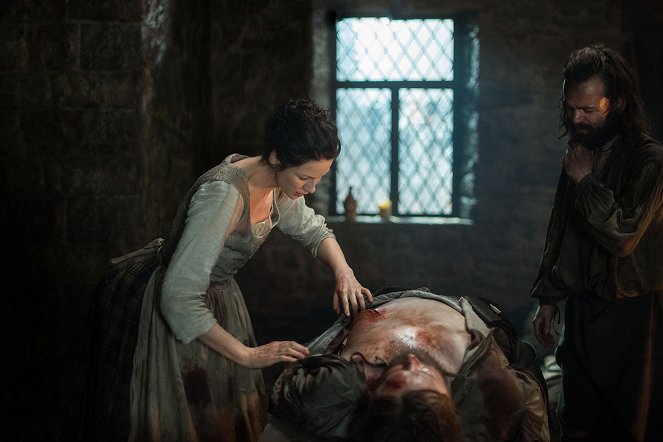 Outlander - Die Highland-Saga - Schlachtplan - Filmfotos - Caitríona Balfe