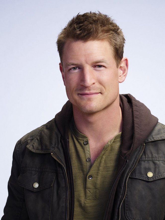 The Player - Promokuvat - Philip Winchester