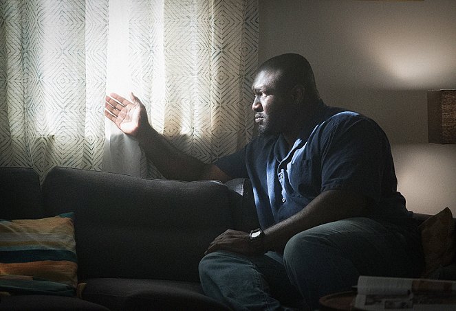 Zoo - Murmuração - Do filme - Nonso Anozie