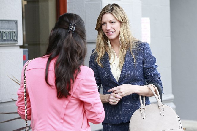 Mistresses - Mistaken Identity - Z filmu - Jes Macallan