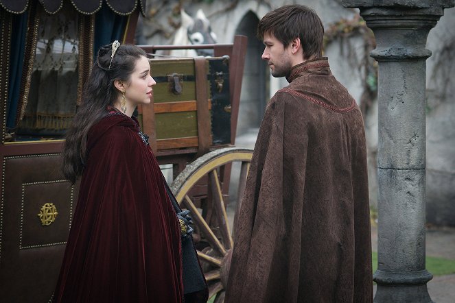 Reign - Safe Passage - Photos - Adelaide Kane, Torrance Coombs
