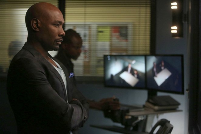 Rosewood - Negative Autopsies and New Partners - Photos - Morris Chestnut