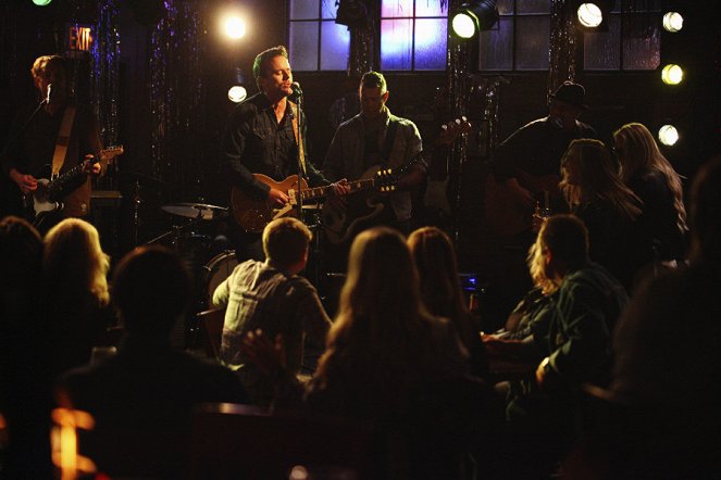 Nashville - Season 4 - Can't Get Used to Losing You - Do filme