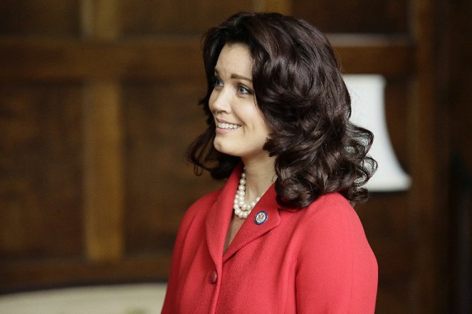 Scandal - Heavy Is the Head - Photos - Bellamy Young