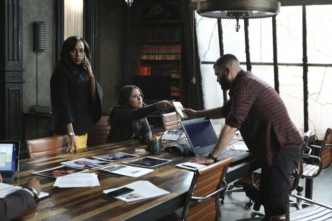 Scandal - Season 5 - It's Hard Out Here for a General - Van film - Kerry Washington, Katie Lowes, Guillermo Díaz