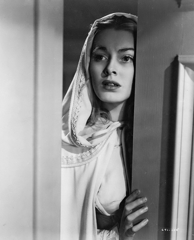 The Woman in White - Photos - Eleanor Parker