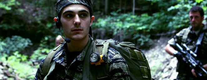 Beyond the Call of Duty - Film - Mike Sarcinelli, Robert Woodley