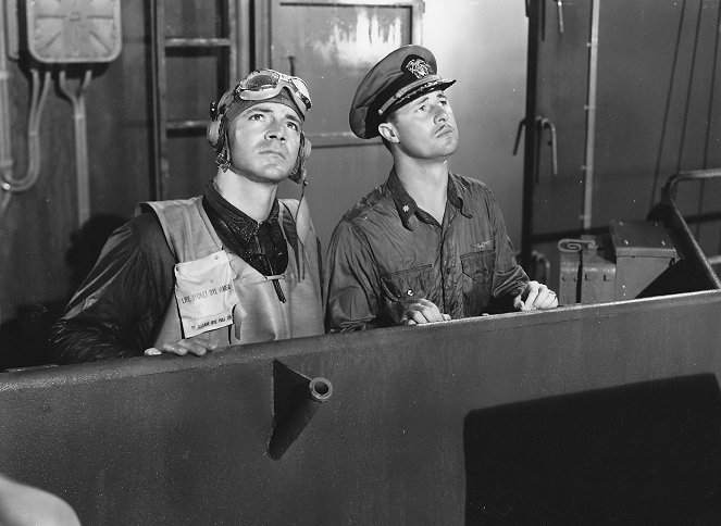 Wing and a Prayer: The Story of Carrier X - Van film - Dana Andrews, Don Ameche