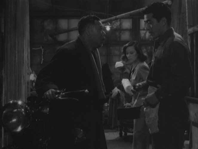 Skandal - Z filmu - Takashi Shimura, Yoshiko Yamaguchi, Toshirō Mifune