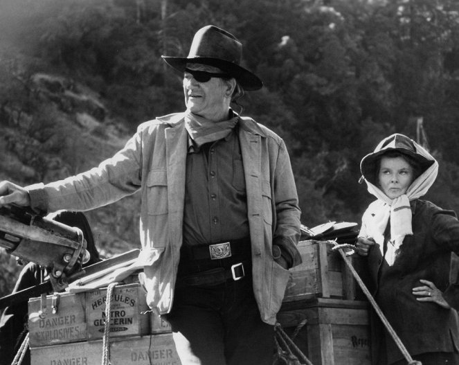 Cogburn, a békebíró - Filmfotók - John Wayne, Katharine Hepburn