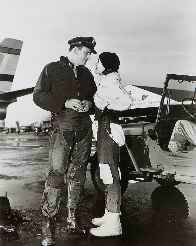 Jet Pilot - Filmfotók - John Wayne, Janet Leigh