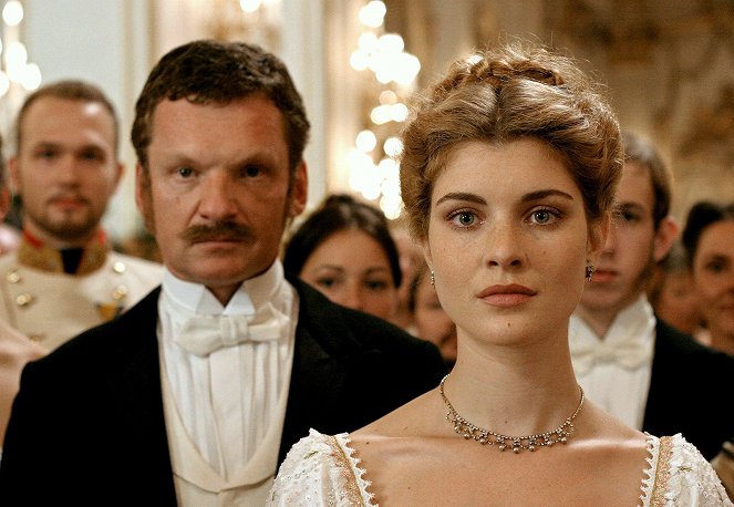 Prince Rodolphe : L'héritier de Sissi - Film - Gabriel Barylli, Vittoria Puccini