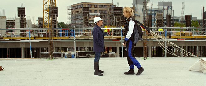 Un hombre de altura - De la película - Jean Dujardin, Virginie Efira