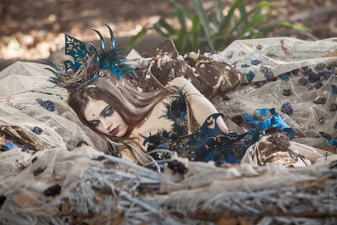 The Curse of Sleeping Beauty - Dornröschens Fluch - Filmfotos - India Eisley