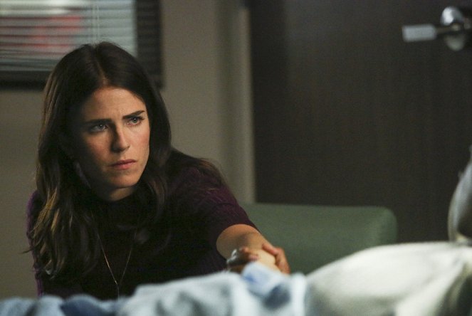 How to Get Away with Murder - Baby blues - Film - Karla Souza