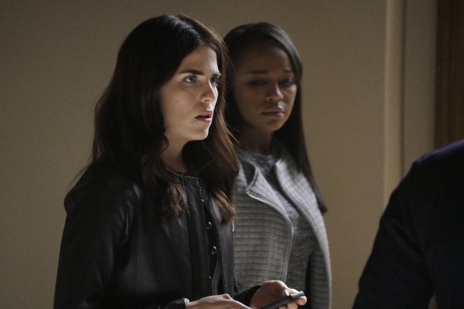 How to Get Away with Murder - She Hates Us - Photos - Karla Souza